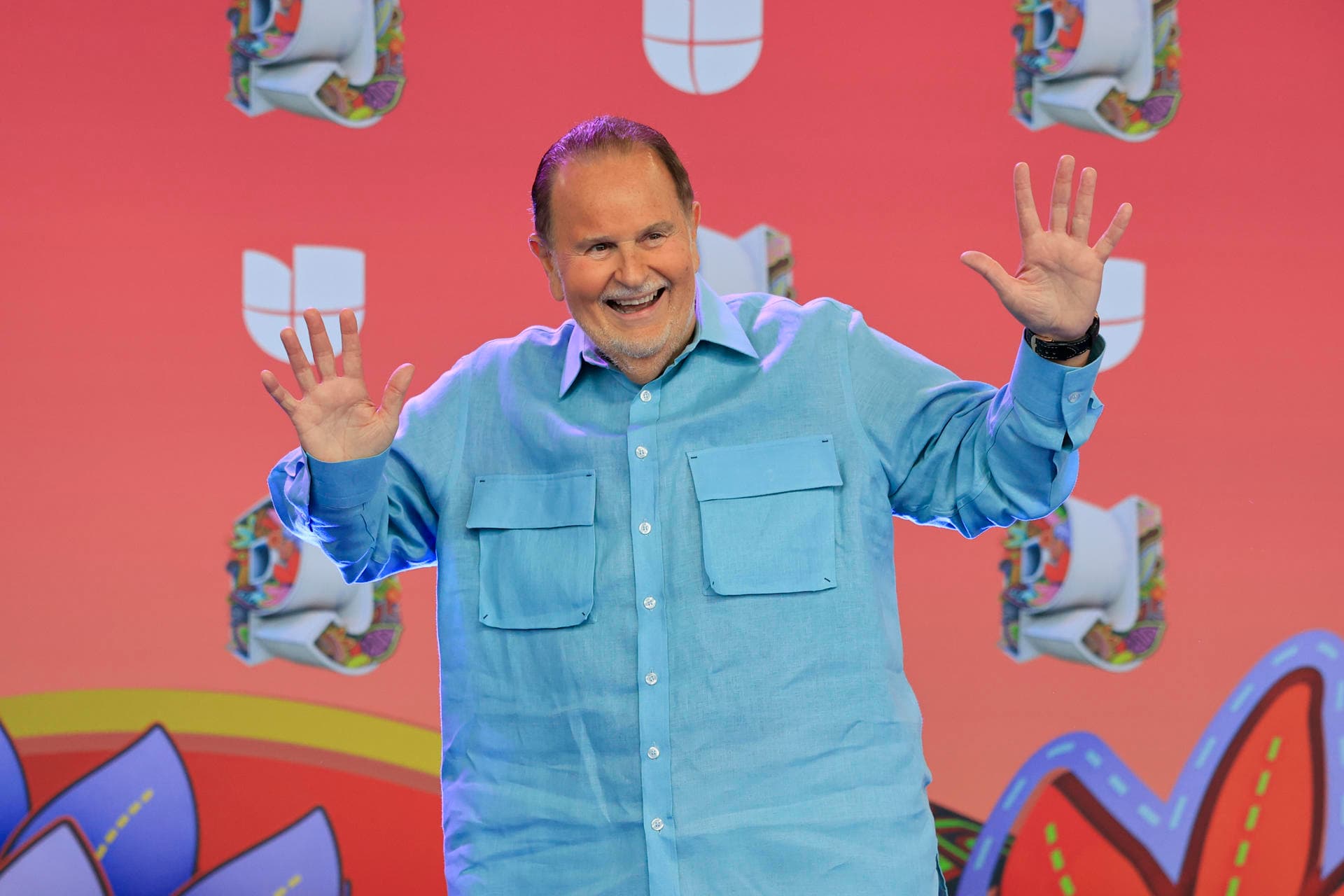 Raúl de Molina y Alejandra Espinoza conducirán la antesala de los Latin Grammy 2025