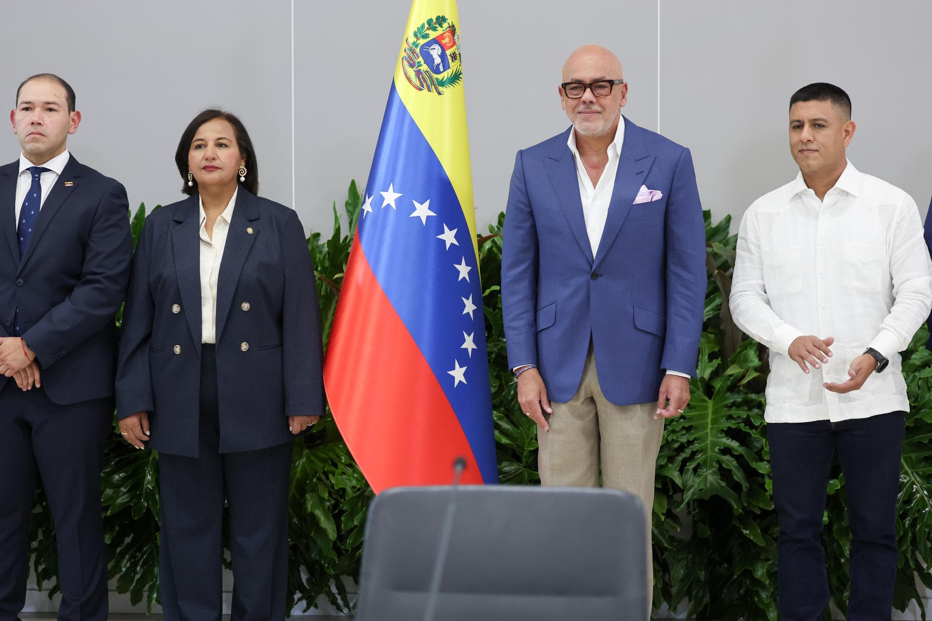 Chavismo y oposición venezolana acuerdan un primer ciclo de diálogo hasta el 12 de agosto