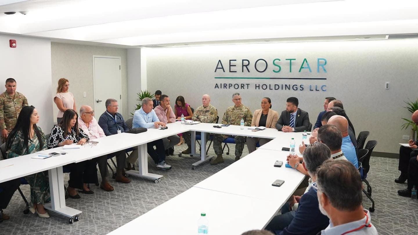 Primer vuelo con 7,000 libras de ayuda sale de Puerto Rico hacia Venezuela