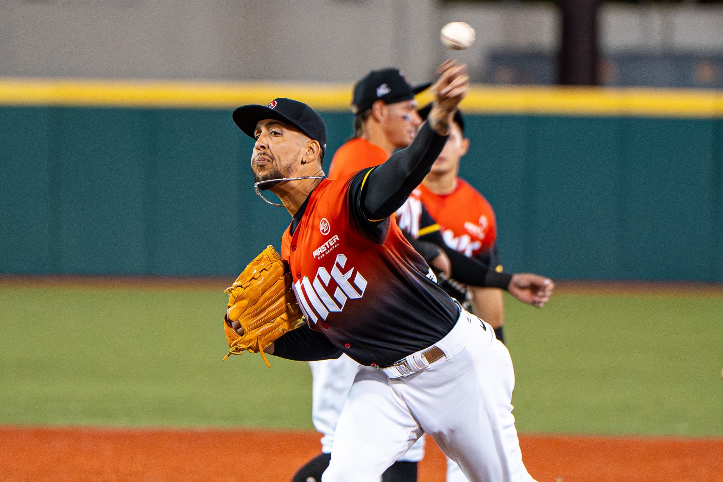 Leones, Senadores e Indios con victorias en la LBPRC