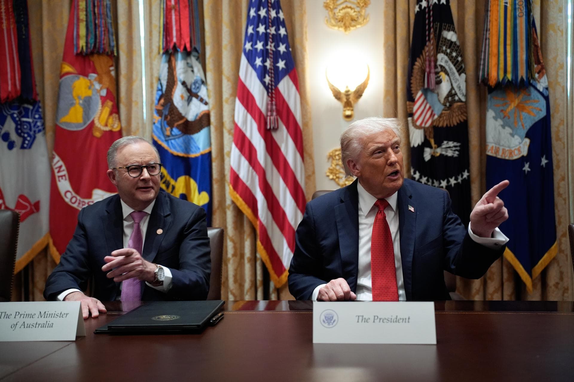 Trump advierte a Hamás que serán "erradicados" si rompen alto el fuego con Israel en Gaza