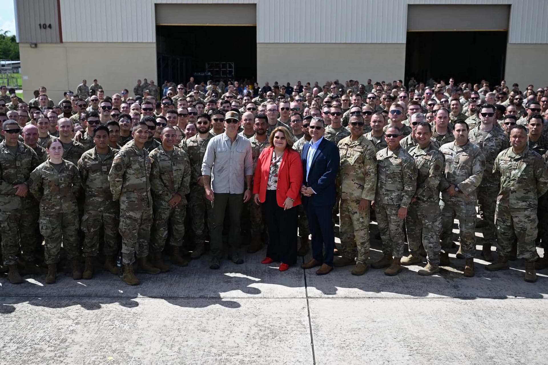 Maniobras militares seguirán en Puerto Rico y llegarán más equipos como los F-35