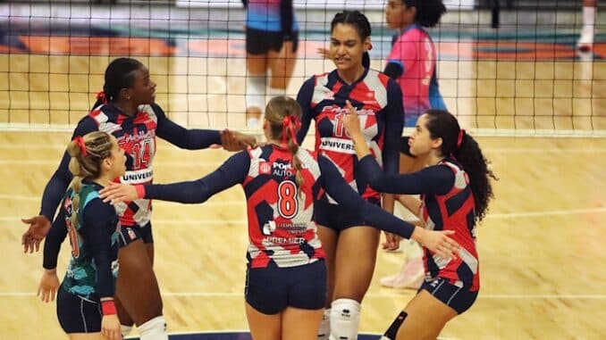 Criollas van contra las Cangrejeras en la final del volleyball femenino