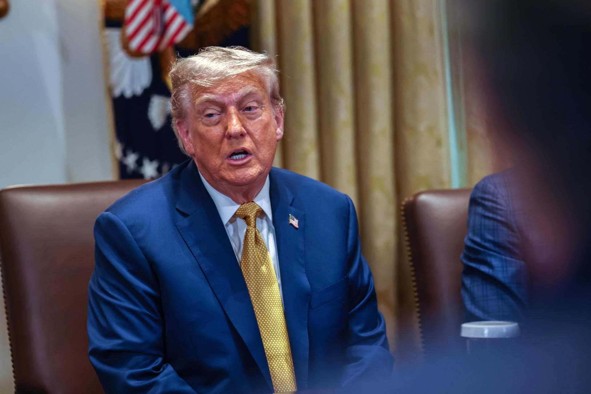 Trump afirma que Putin dice "muchas tonterías" sobre Ucrania