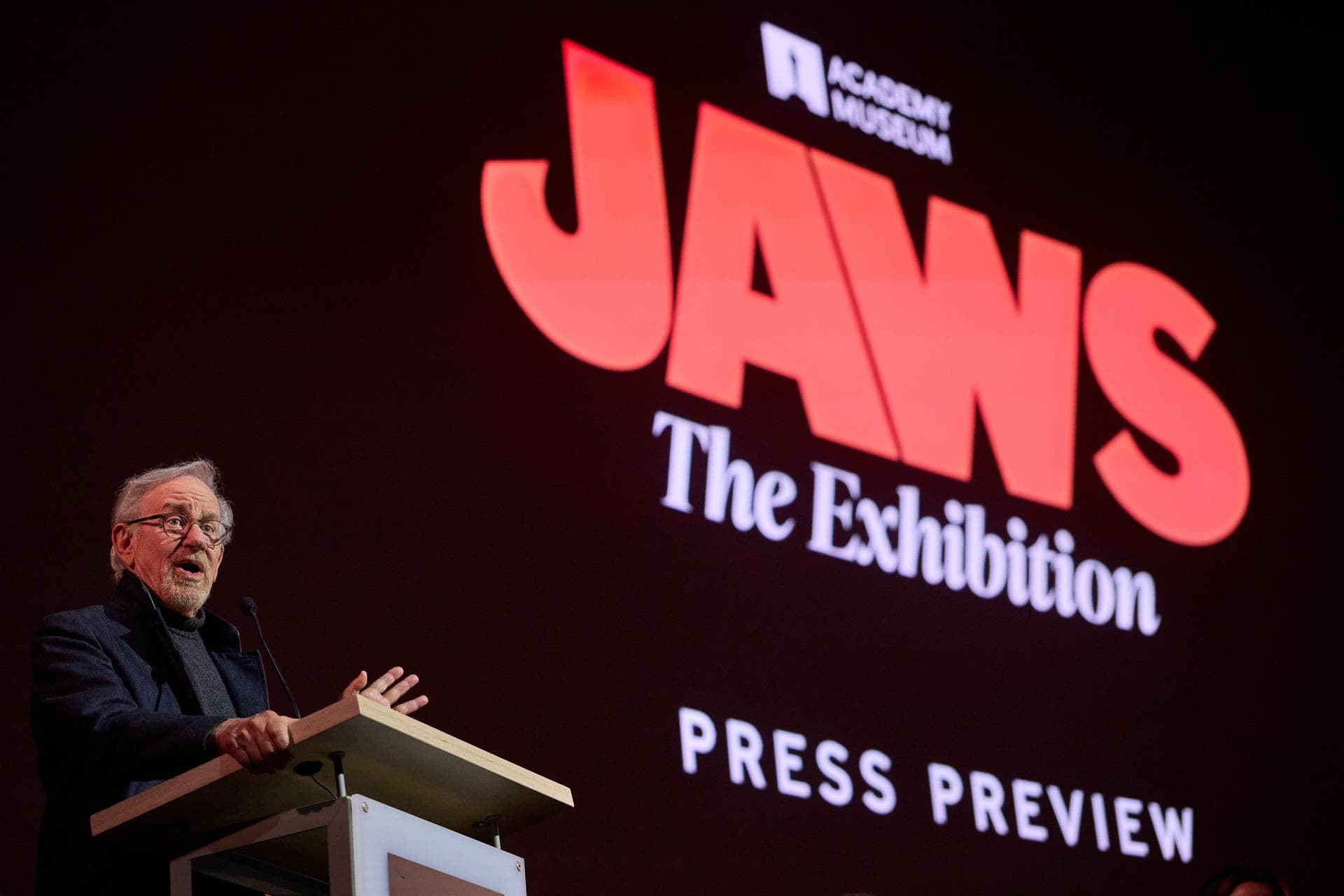 Spielberg abre la mayor exhibición de 'Jaws'