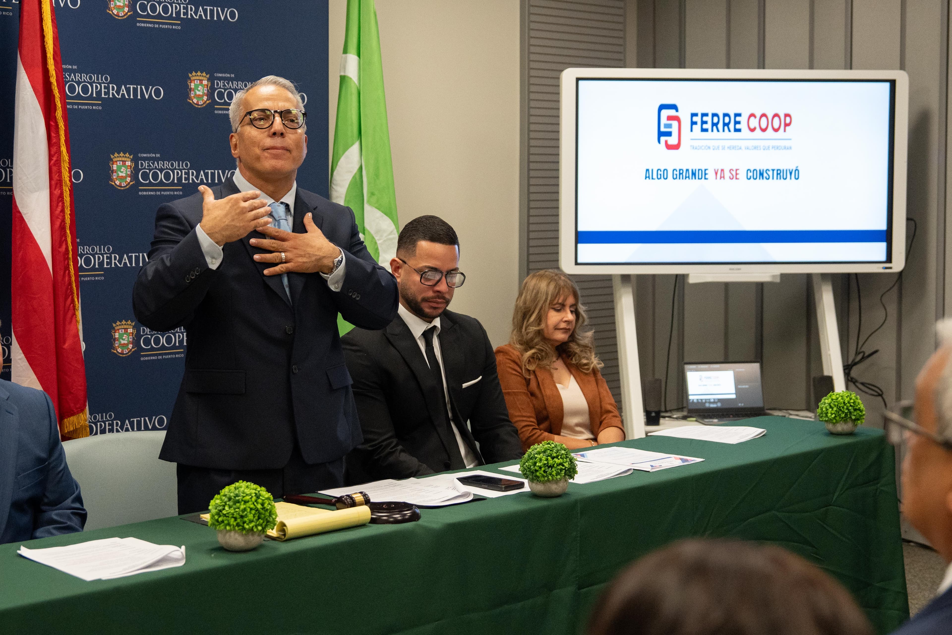 Nueve ferreterías familiares hacen historia al constituir FerreCoop