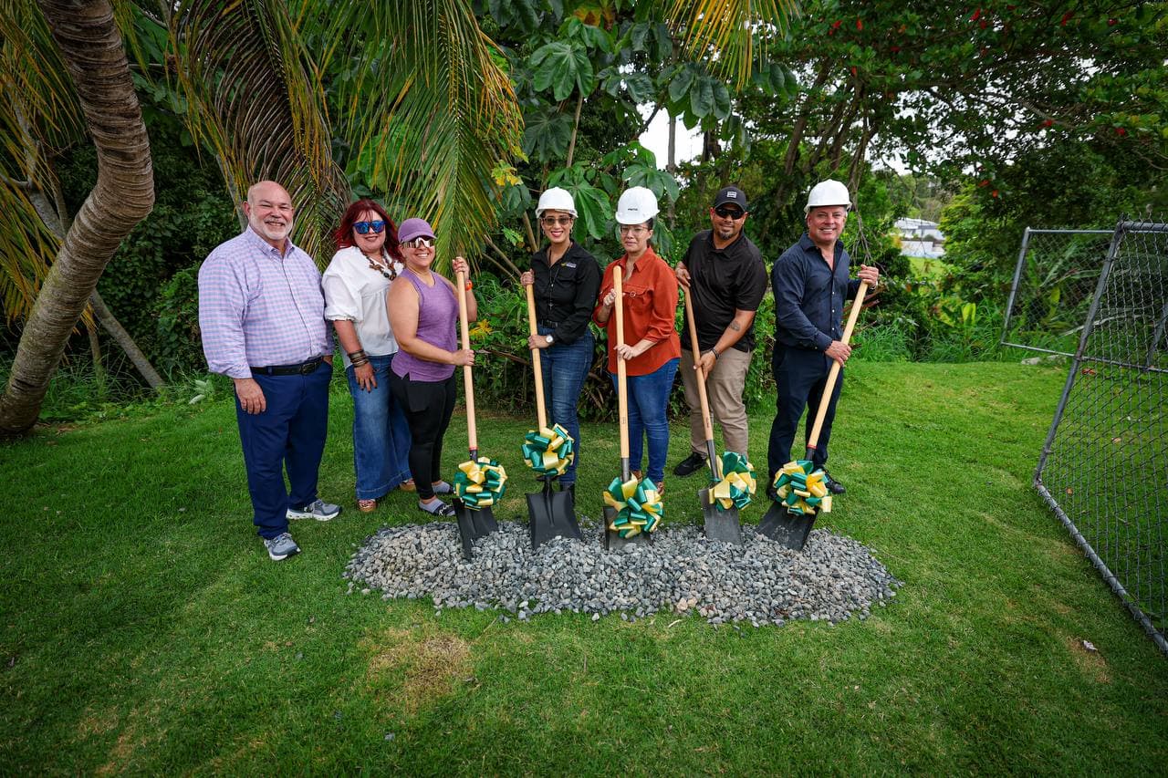Colocan Primera Piedra en nuevo proyecto de mitigación de derrumbes en Lajas