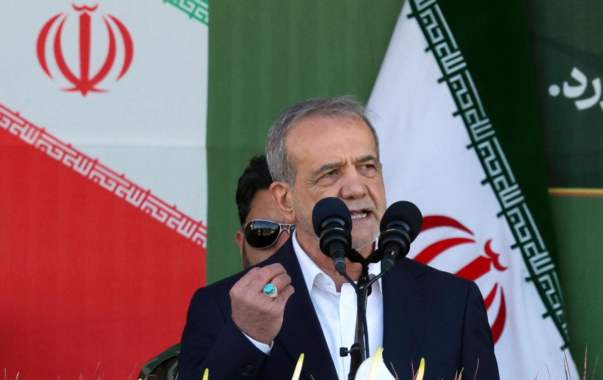 El presidente de Irán acusa a Israel de intentar asesinarlo