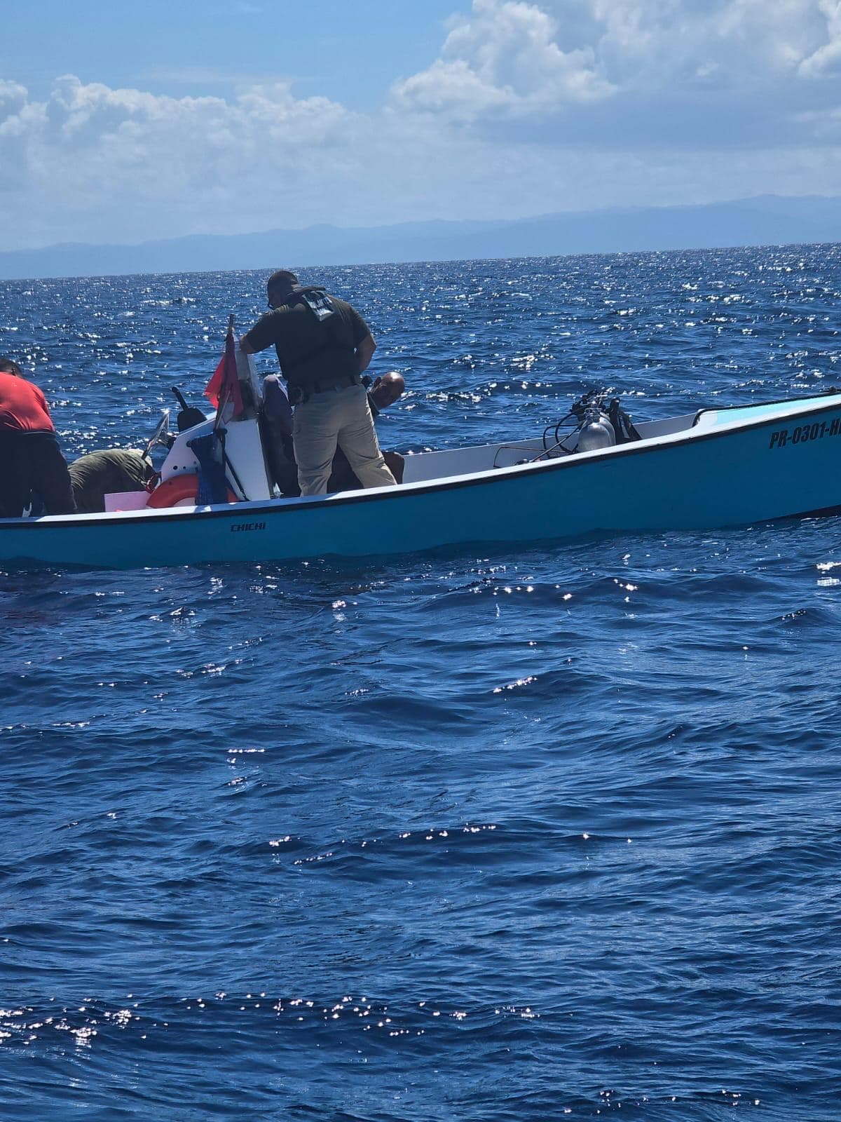 DRNA interviene con pesca ilegal de langostas en Mayagüez