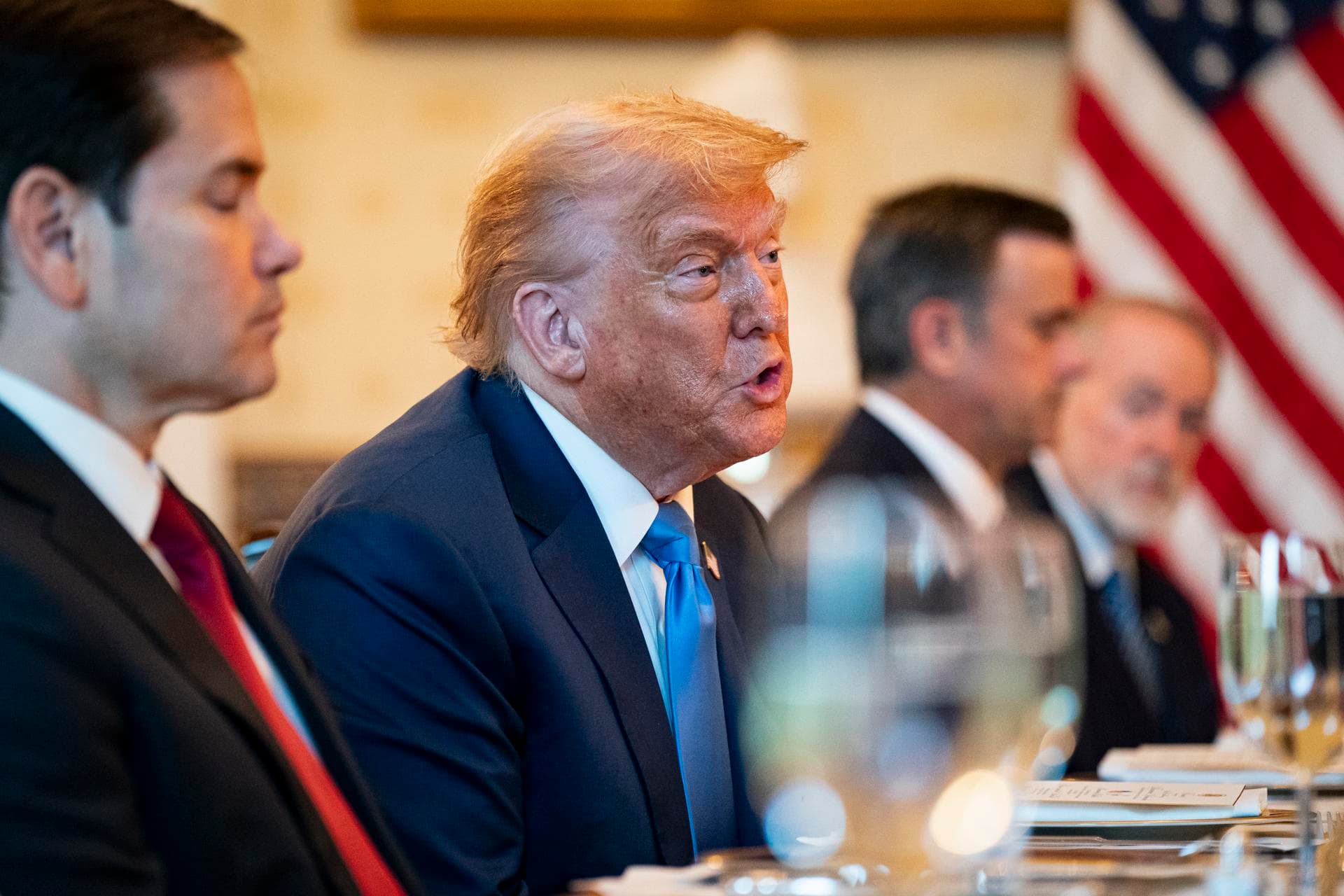 Trump asegura que enviará más armas a Ucrania