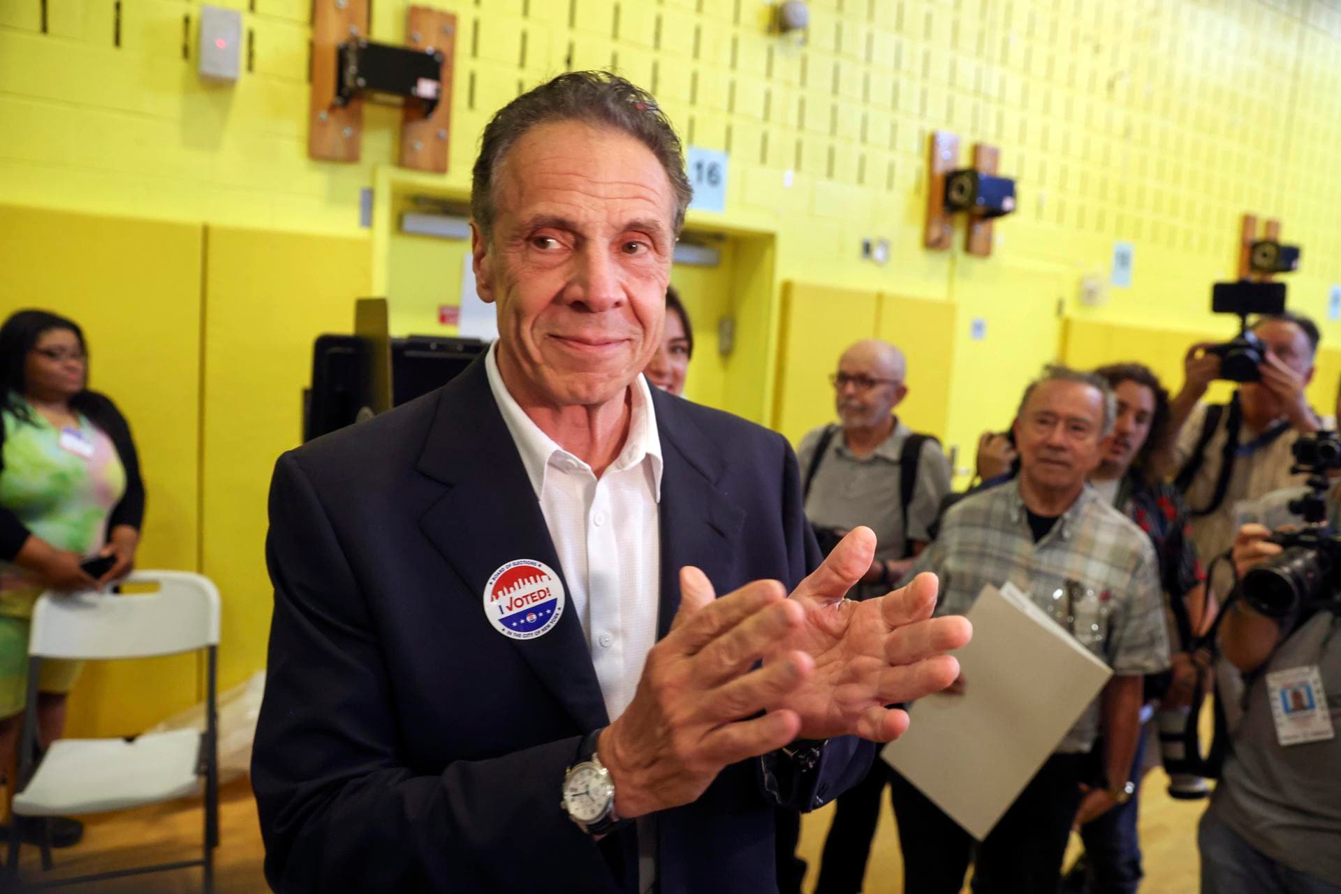 Cuomo irá como independiente para la alcaldía de NY