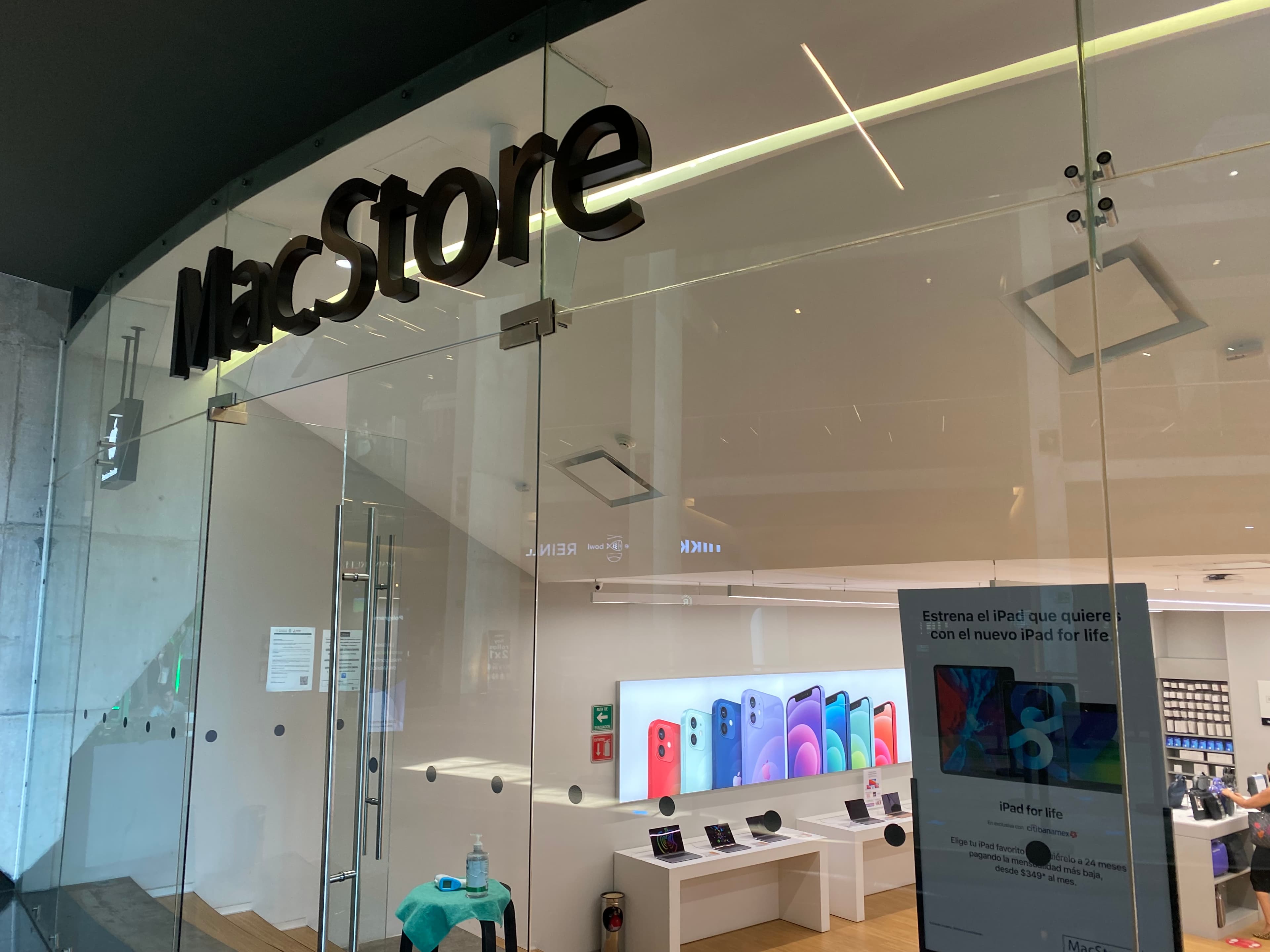 Apple lanza el iPhone 17e y el nuevo iPad Air con mejoras en rendimiento y conectividad