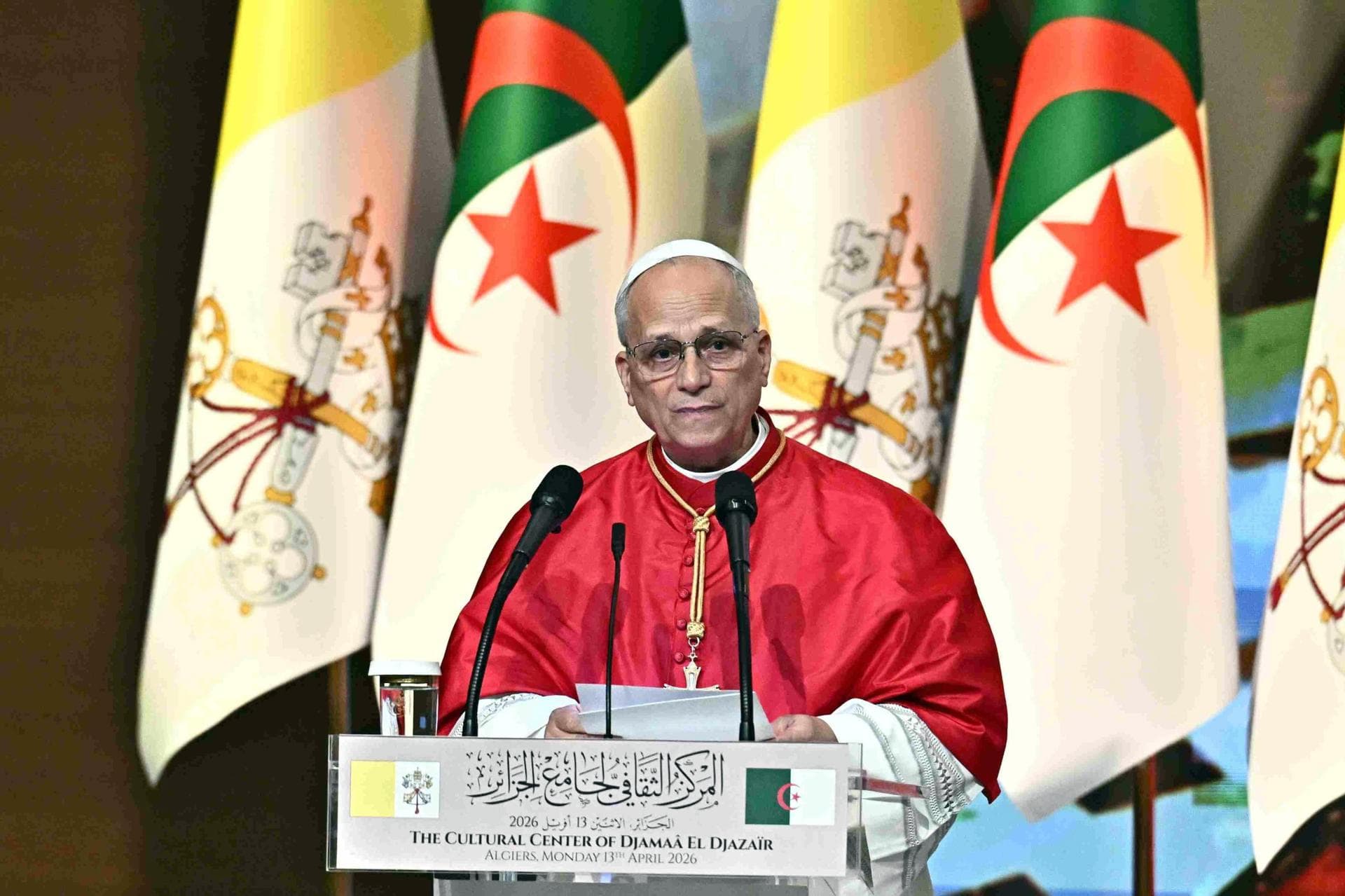 Trump descarta disculparse con el Papa León XIV porque "dijo cosas que están mal"