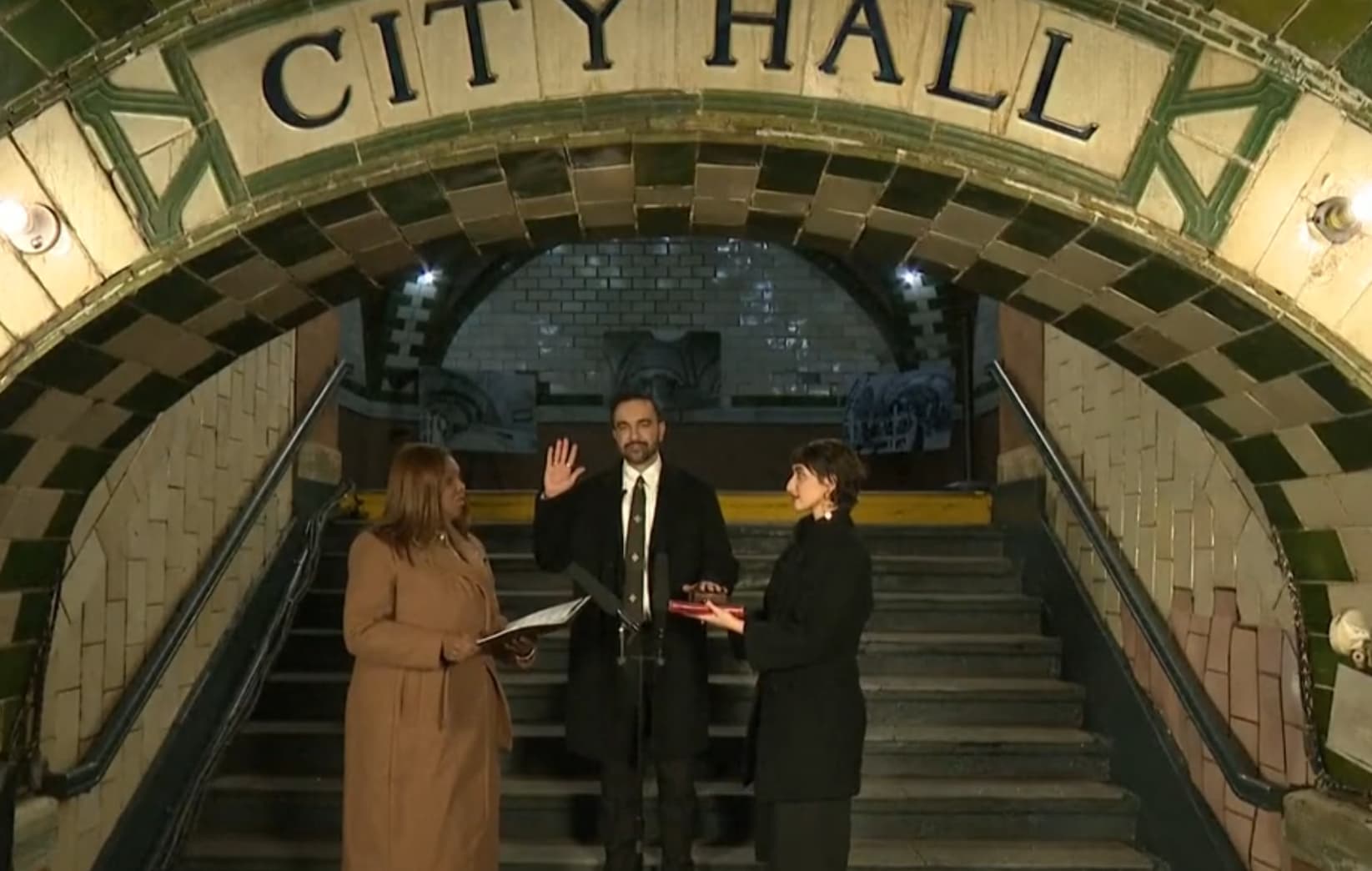 Mamdani jura como alcalde de Nueva York en un acto privado