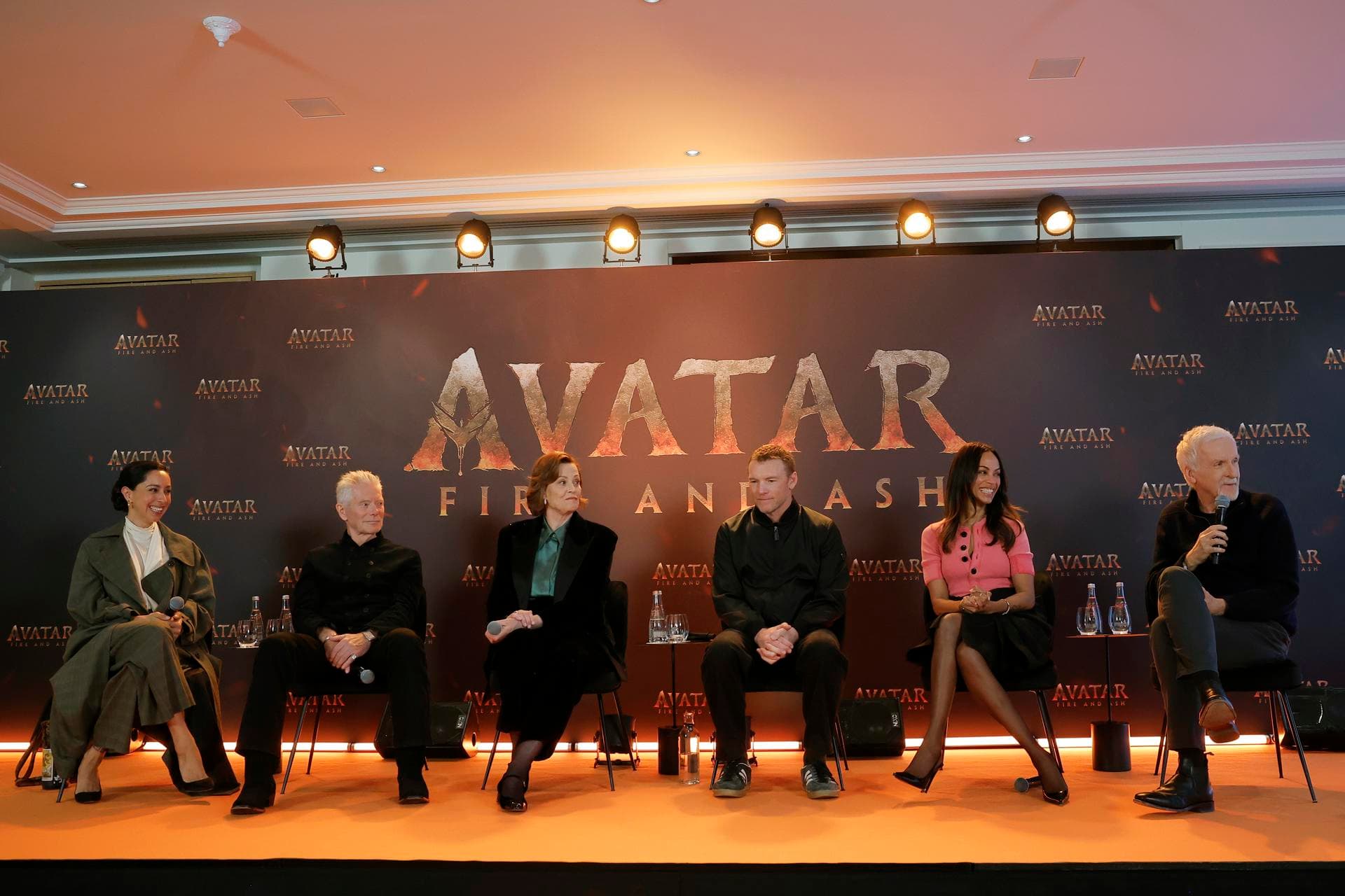 [VIDEO] James Cameron habla de la nueva película de Avatar