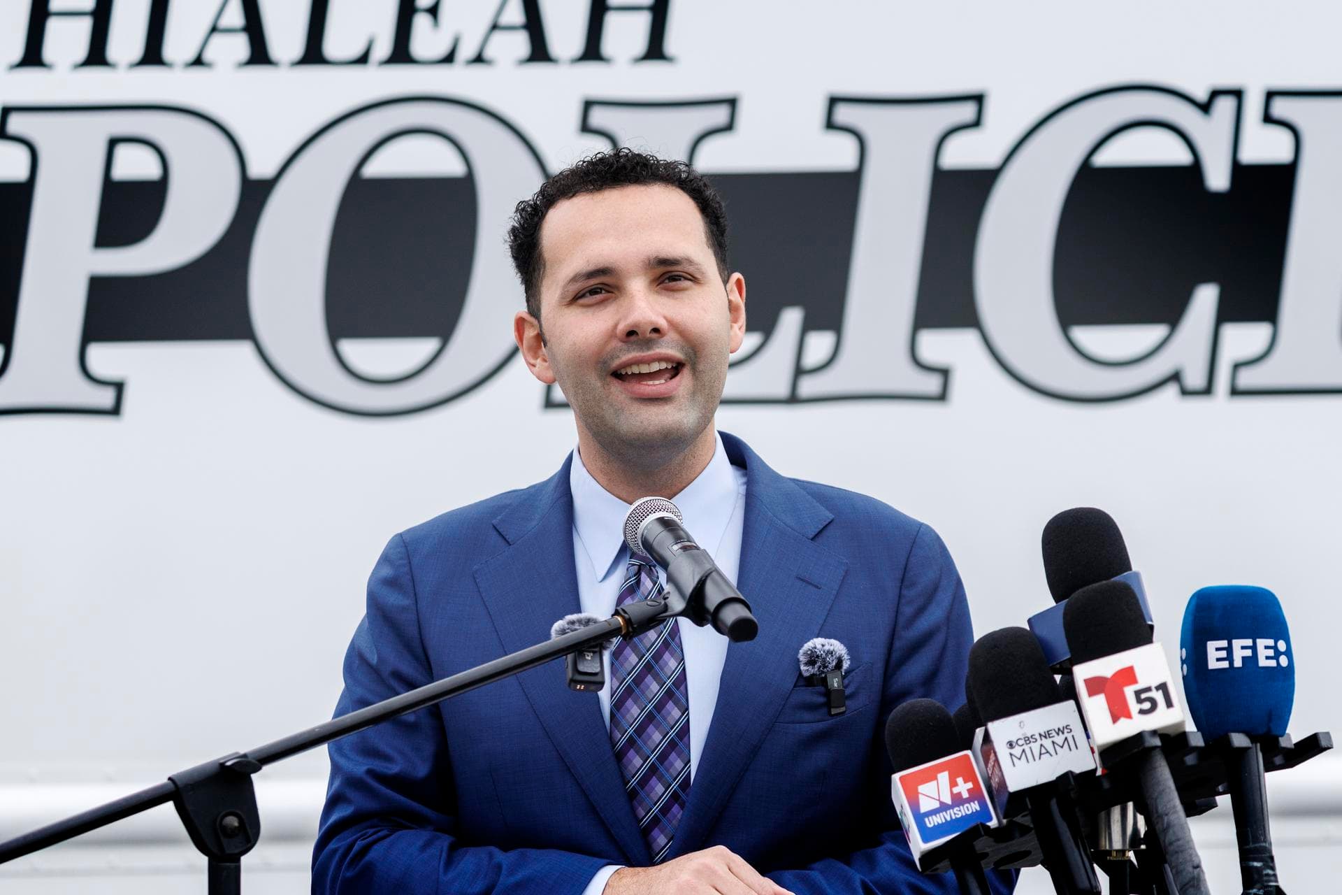 Ciudad más cubana de EE.UU. anuncia plan de emergencia para "caída del régimen" de la isla