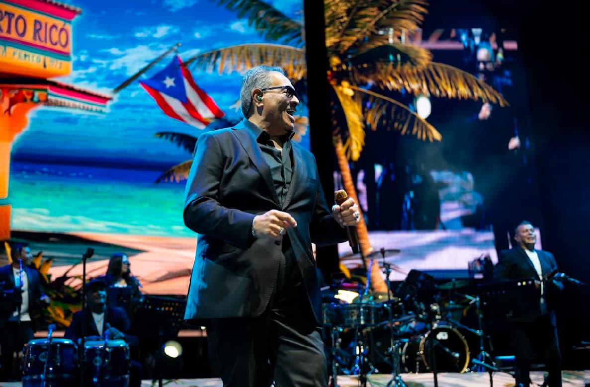 Tito Nieves celebra por todo lo alto sus 50 Años de trayectoria musical en el Choliseo