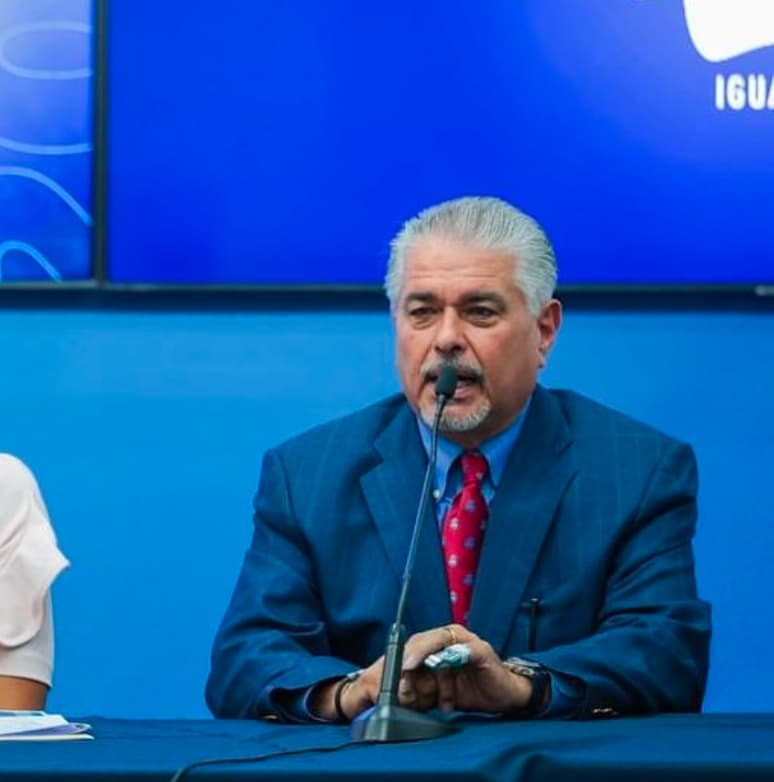 Santini vuelve a la carga contra el Comisionado Residente 