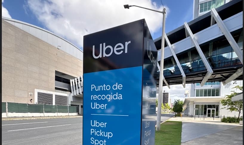 Uber anuncia punto de encuentro para residencia de Bad Bunny