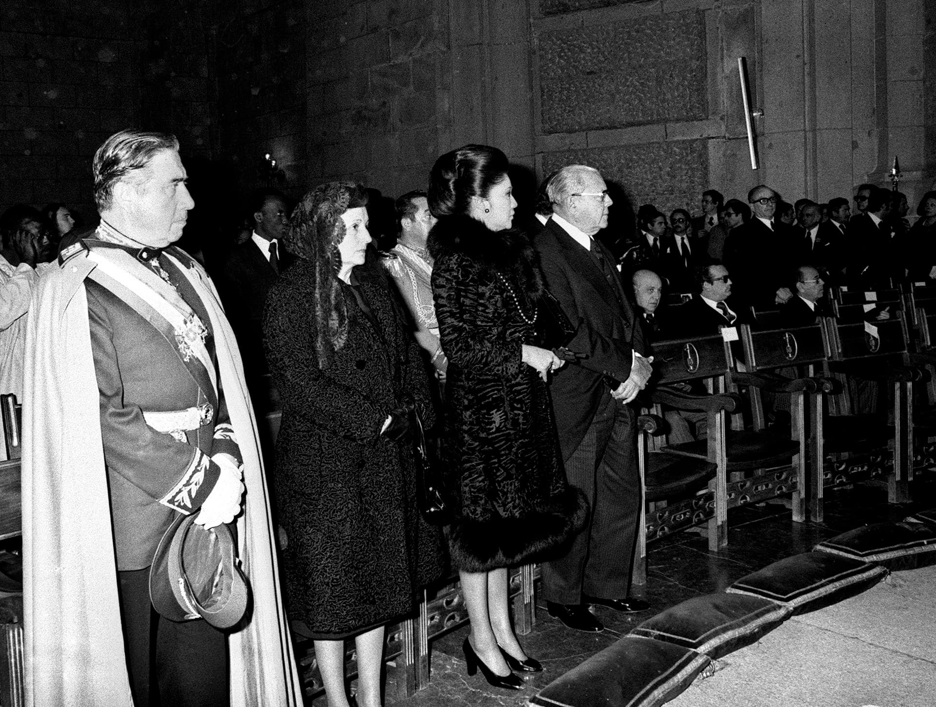 Juan Carlos I dice que Pinochet le pidió seguir "como Franco" pero él escuchó a españoles