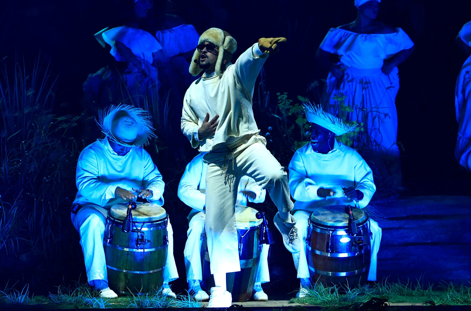 Bad Bunny presenta la experiencia inmersiva 'Seguimo' Aquí'