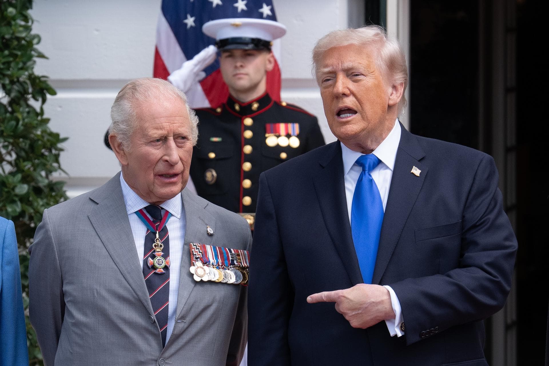 Trump elimina los aranceles al whisky escocés en honor al rey Carlos III
