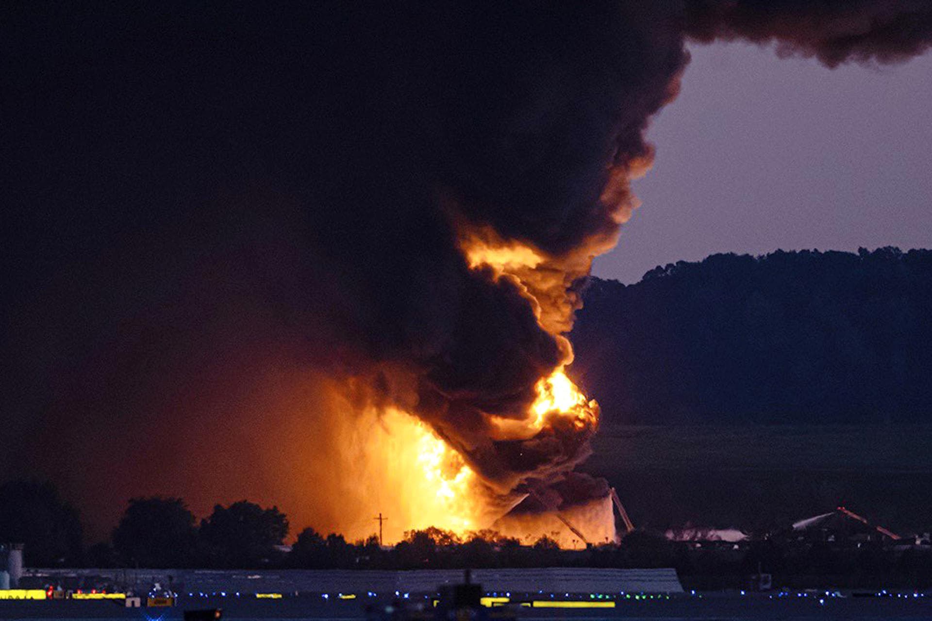 [VIDEO] Ascienden a nueve los muertos por el accidente del avión de UPS en Kentucky