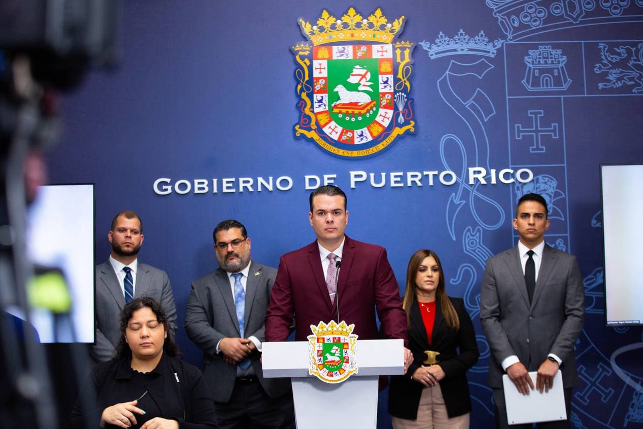 Defienden aumento propuesto para pagar pensiones de la AEE