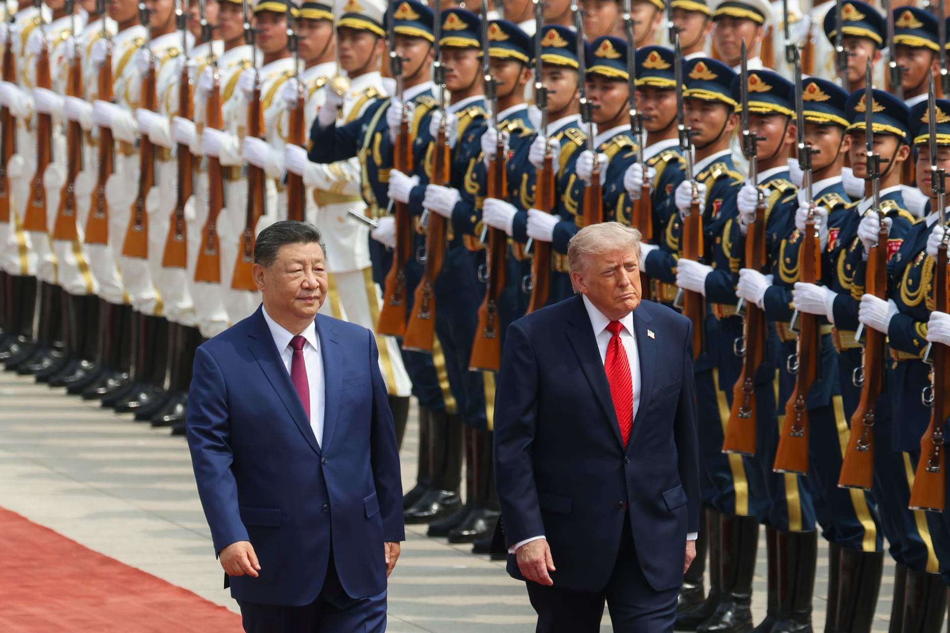 El debate de los riesgos de la IA y el desafío de los emergentes modelos abiertos chinos
