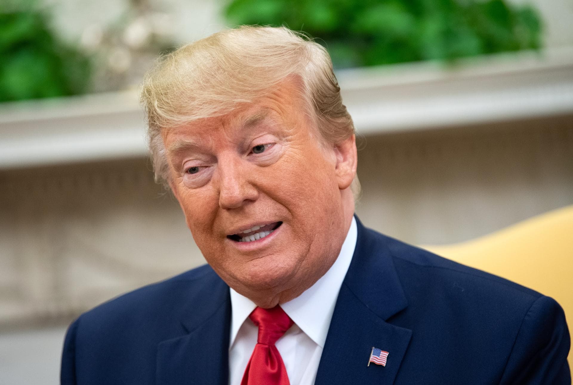 Torbellino en el círculo de Trump por el caso Epstein
