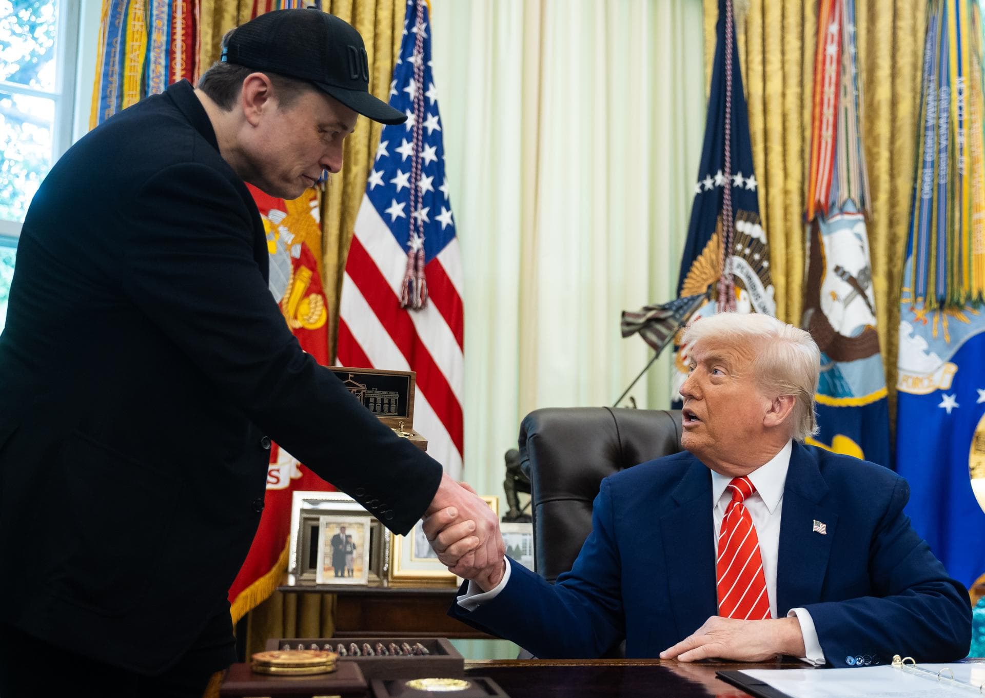 Trump y Musk sostuvieron una llamada para bajar tensiones