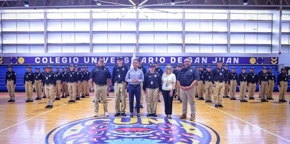 Municipio de San Juan pone en vigor aumento de $100 al salario de la Policía Municipal