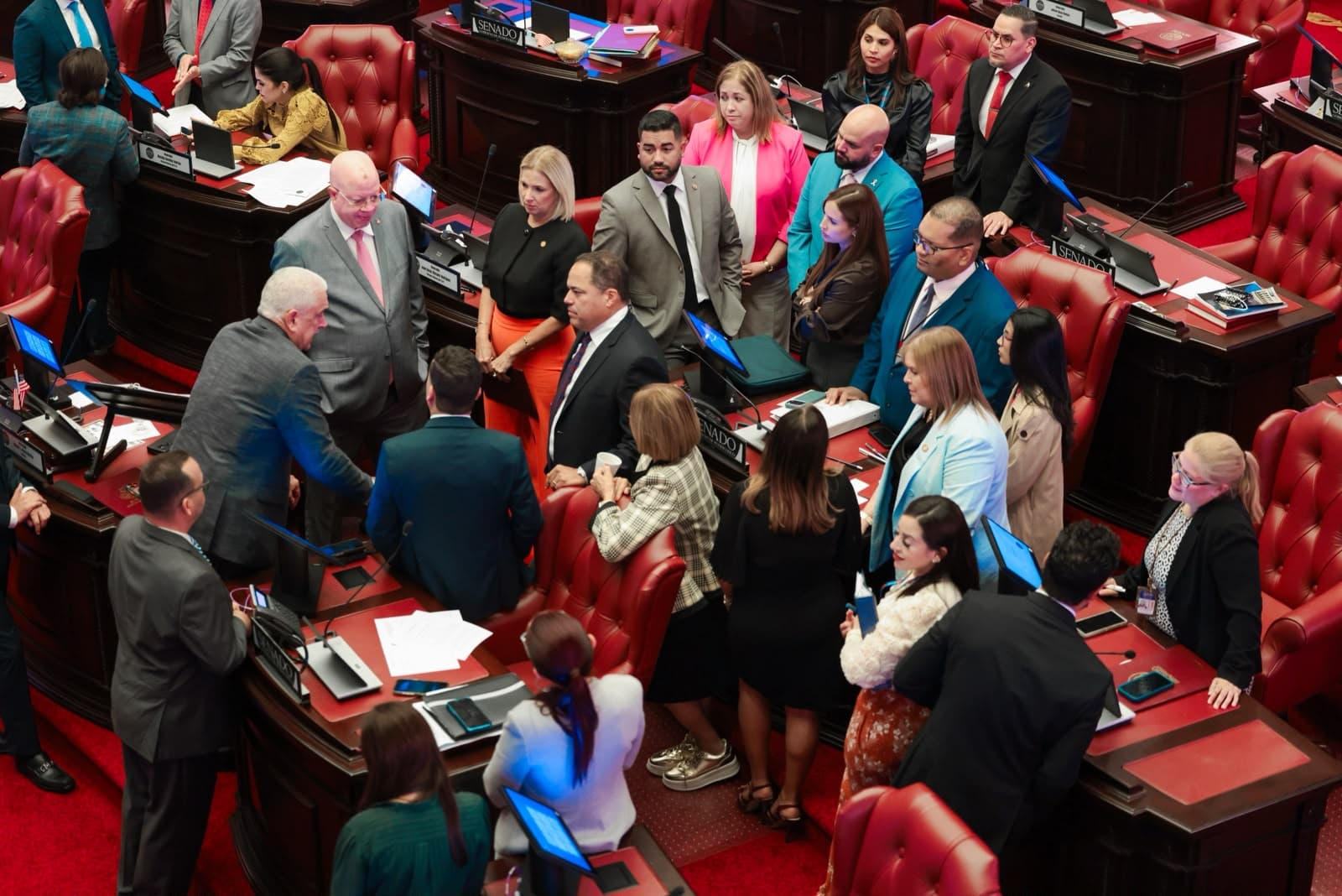 Senado aprueba medida para agilizar la concesión de títulos de propiedad en terrenos de Vivienda