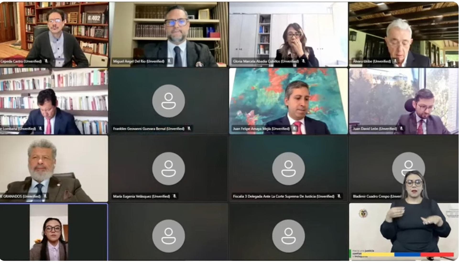 Tribunal revoca sentencia contra expresidente Uribe y tumba su condena