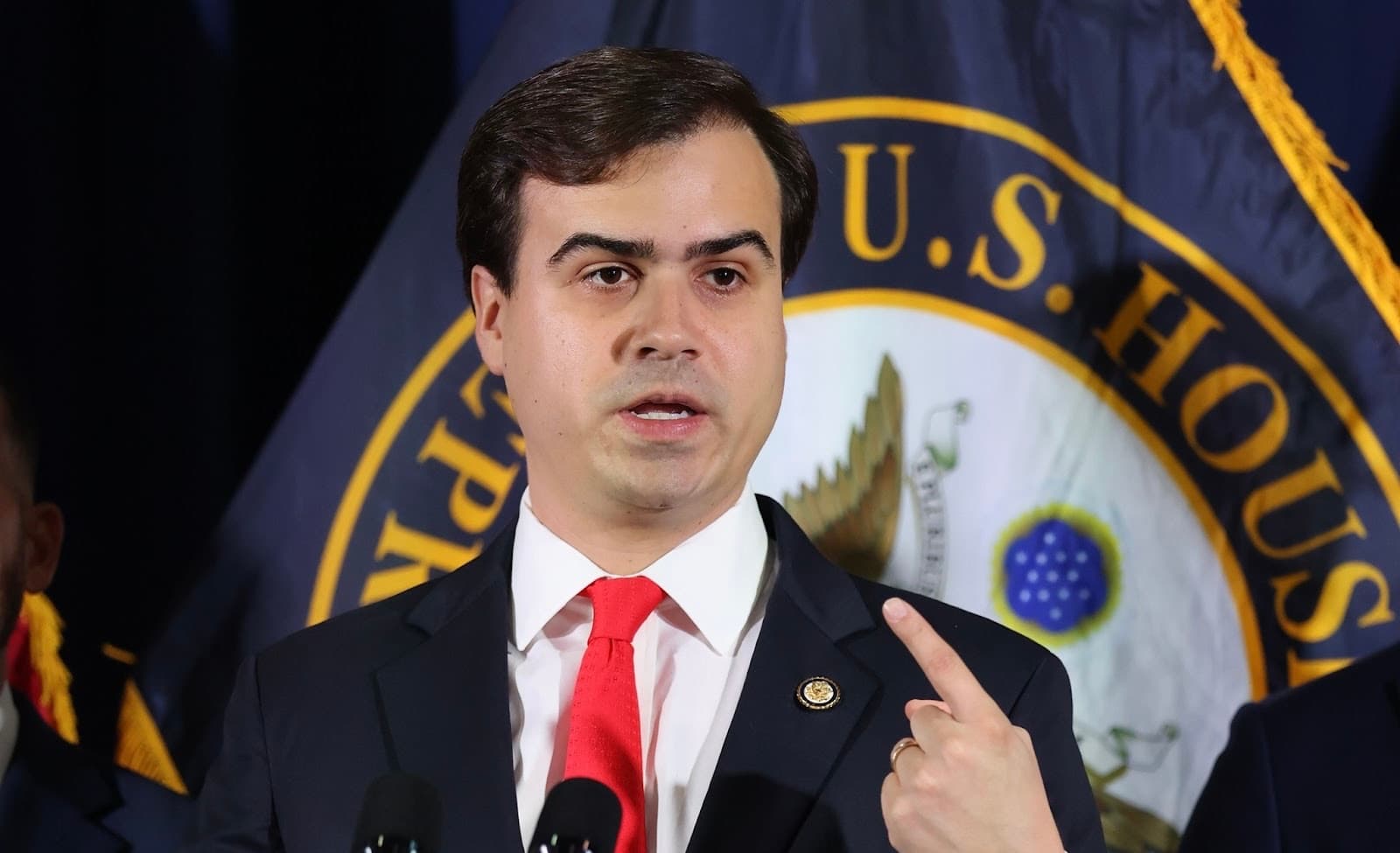 Comisionado Residente dice que supuestos escándalos del gobierno debilitan a Puerto Rico en Washington