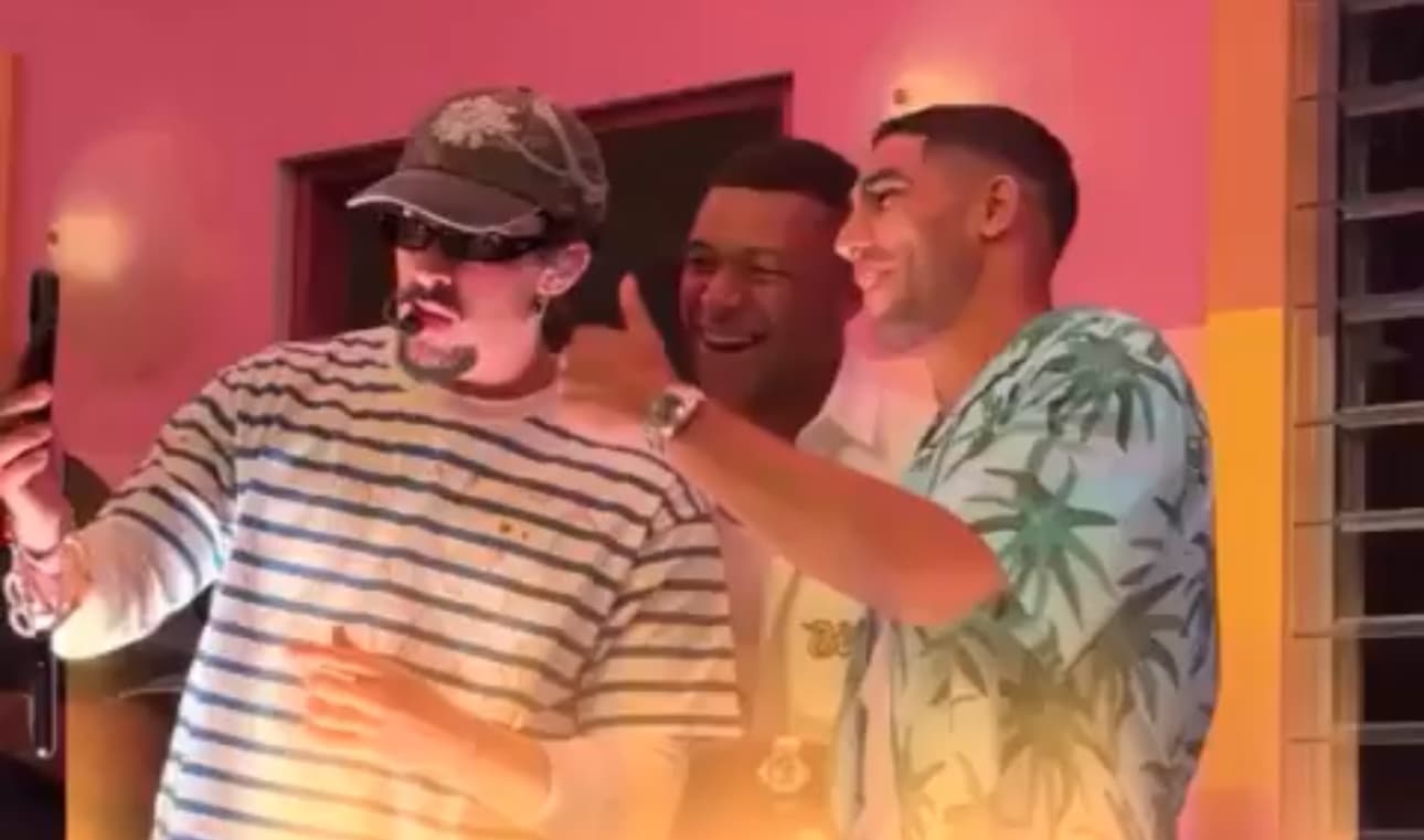 Kylian Mbappé ilumina la residencia de Bad Bunny