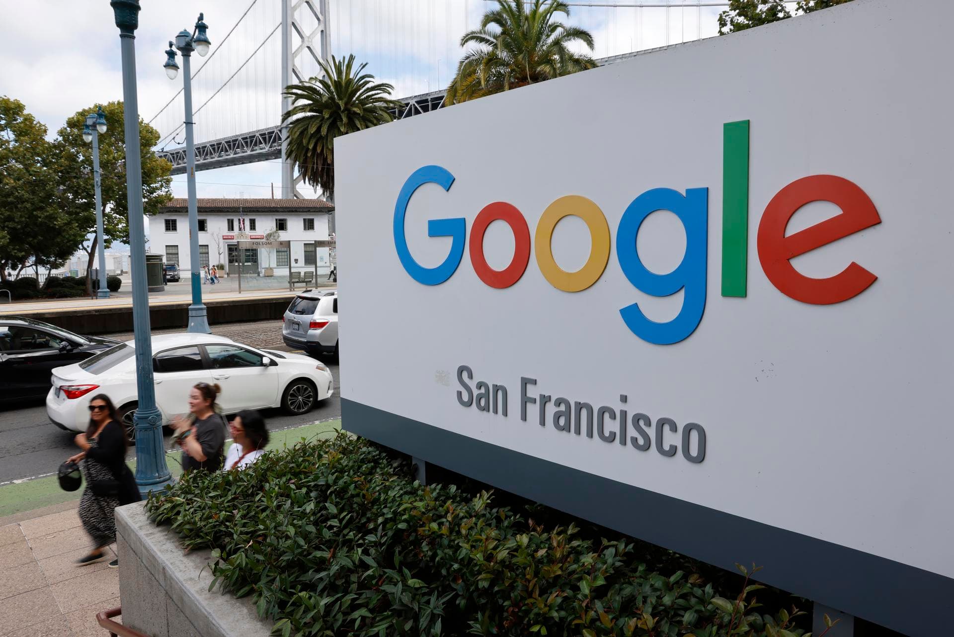 Meta veta abogados, Oracle recorta plantilla por IA y otros clics tecnológicos