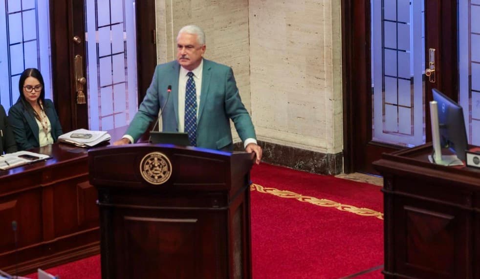 Senado aprueba medida para crear programa recreativo dirigido a personas con neurodivergencias