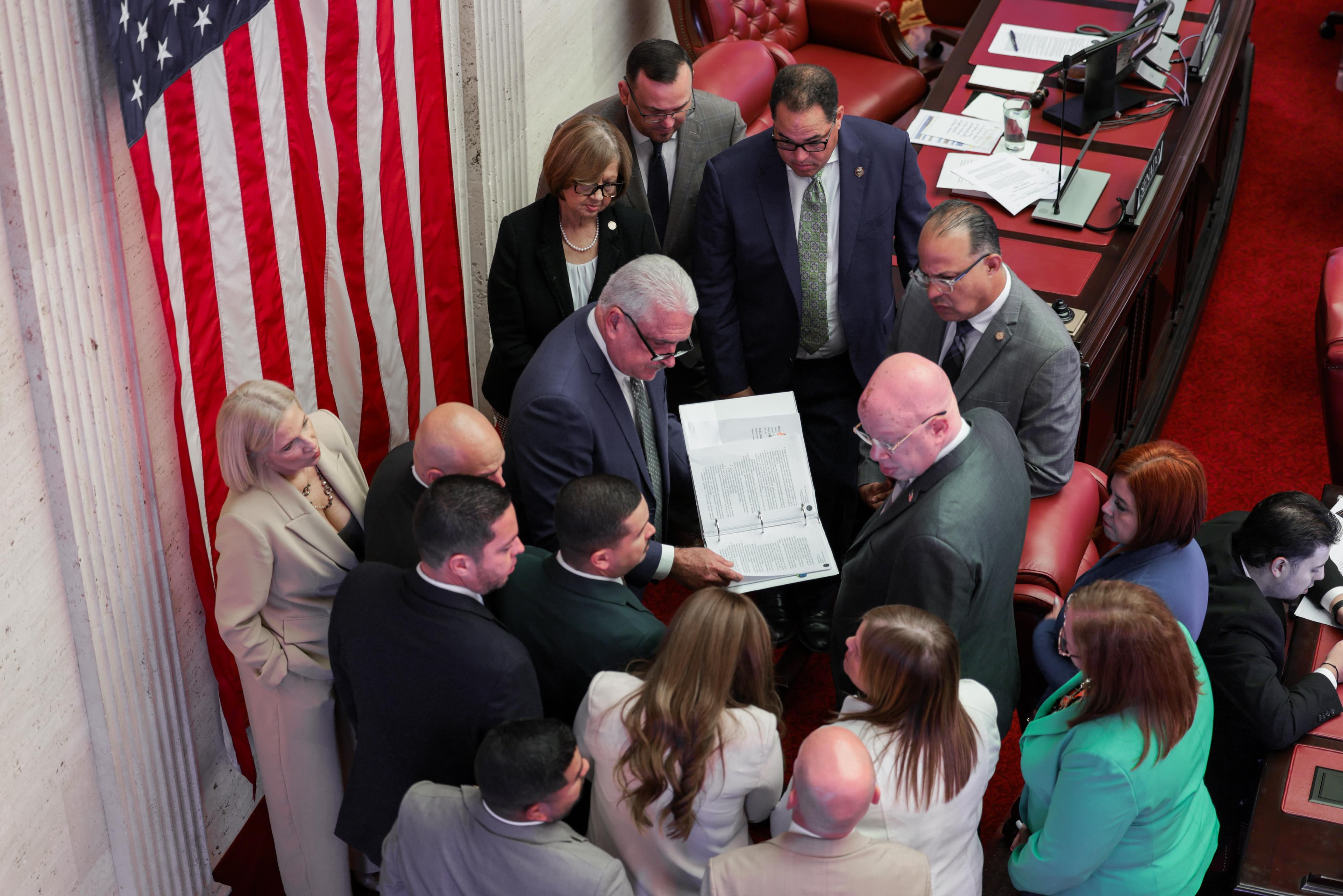 Senado avala incentivos a empresas dedicadas al compostaje para atender problema de desperdicios sólidos