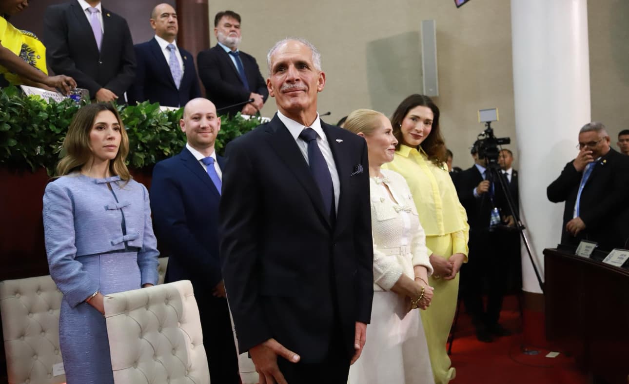 [VIDEO] Nasry 'Tito' Asfura asume como nuevo presidente de Honduras