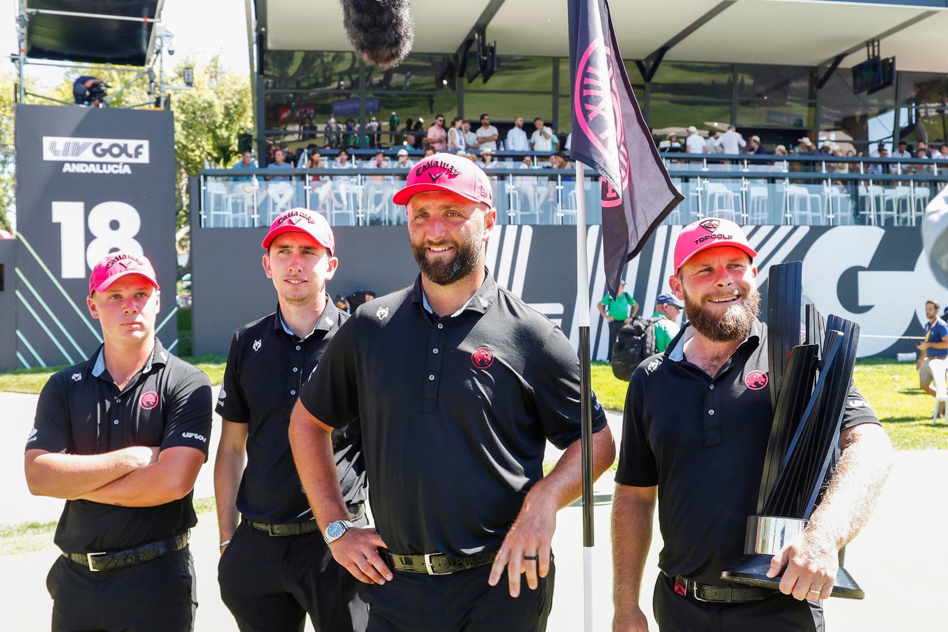 LIV afirma que su temporada continúa "a toda máquina" y tilda de "especulaciones" su final