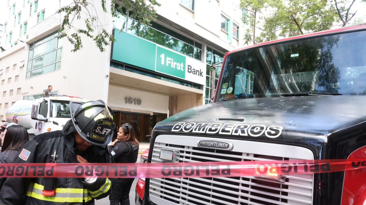 Desalojan edificio de FirstBank en Santurce por incidente de humo