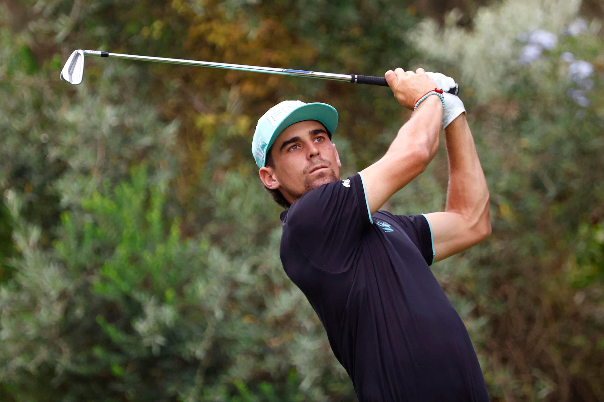 Niemann da un zarpazo a Rahm por el título del LIV Golf