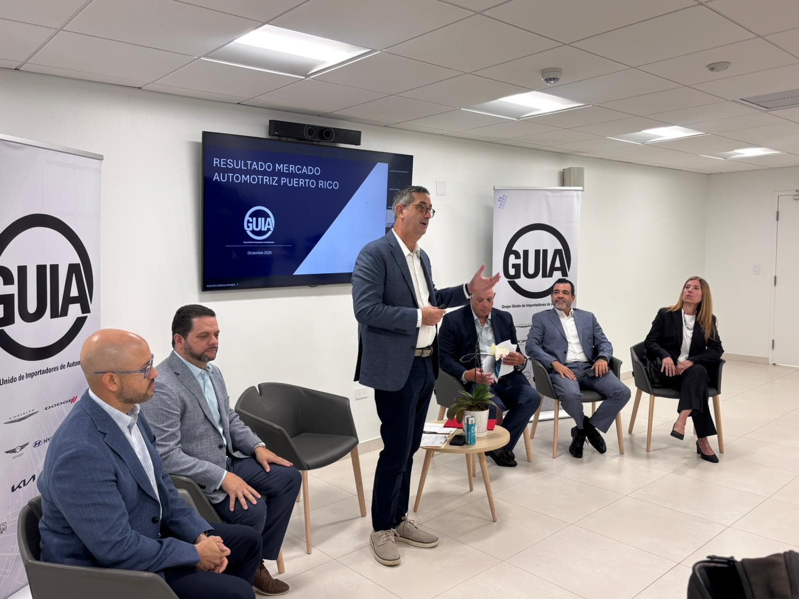 Ventas de autos nuevos cae 9% en 2025