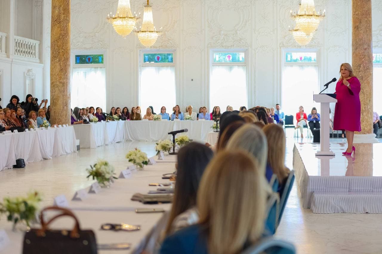 Gobernadora activa el Consejo Permanente de la Mujer con ocho comités de trabajo