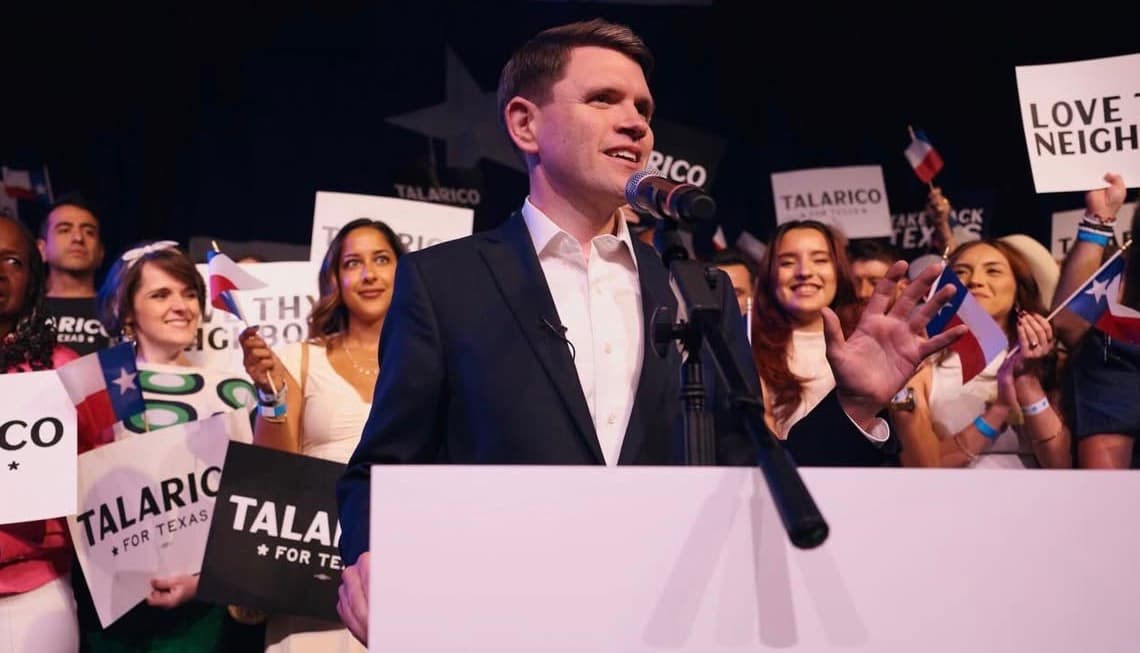 Latinos en Texas impulsaron victoria de Talarico, nueva figura estrella demócrata en EEUU