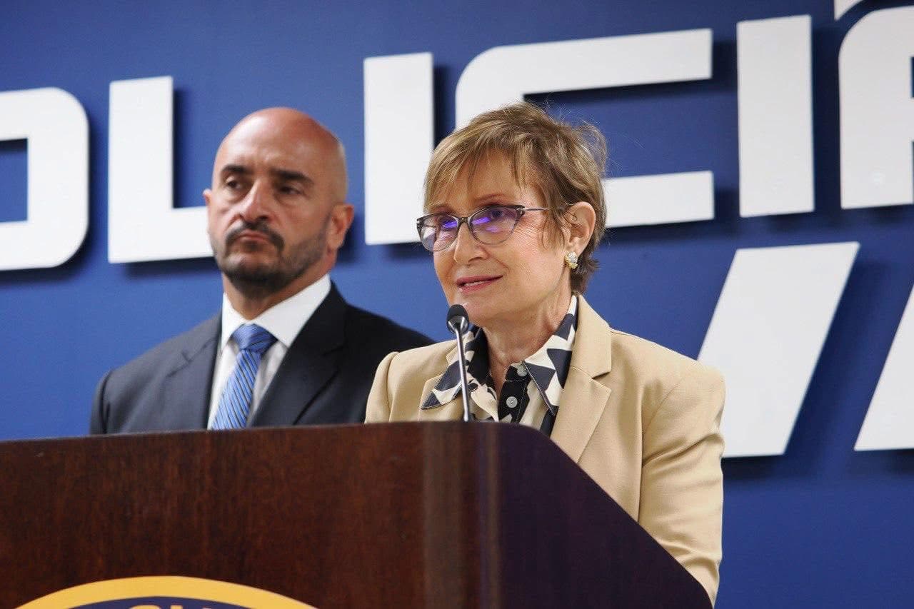 Gobierno actualiza reclutamiento de patólogos, obras viales y situación de enfermedades