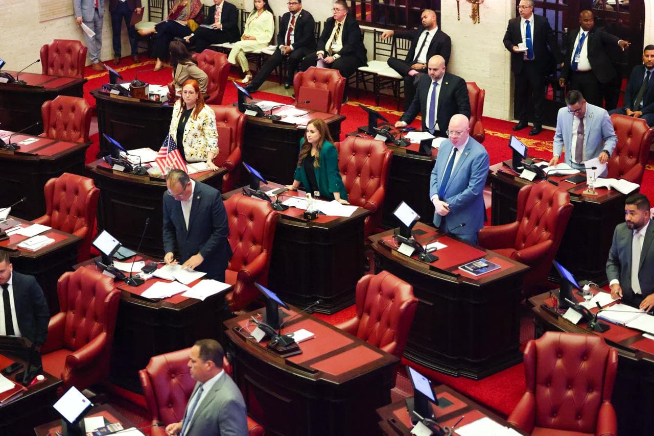 Senado aprueba medidas para fortalecer la justicia contributiva y el ahorro