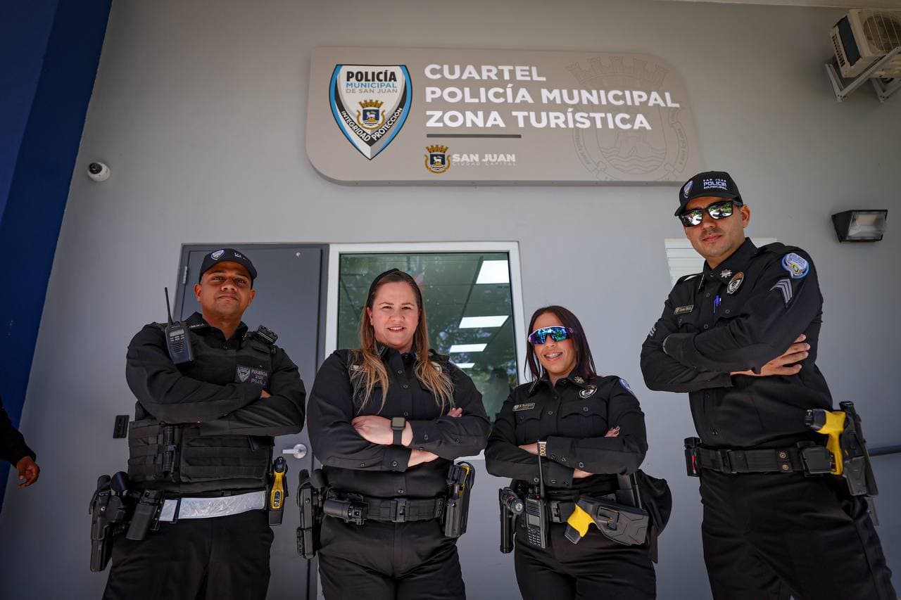 Cuartel de la policía municipal en la zona turística.