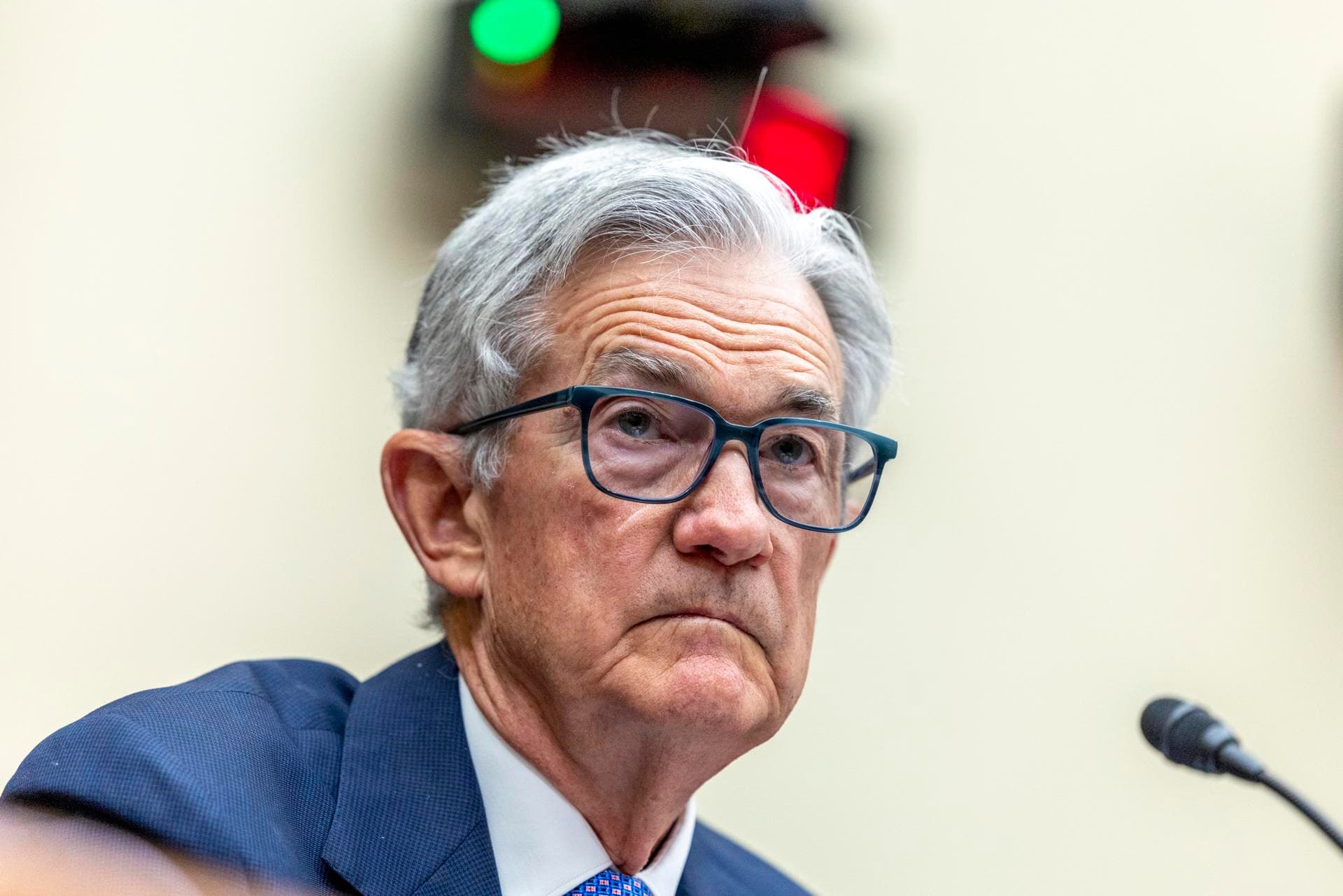 Trump acusa al FED de asfixiar al mercado inmobiliario